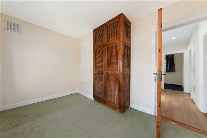 11 Rathcoole Park, Rathcoole, Co. Dublin