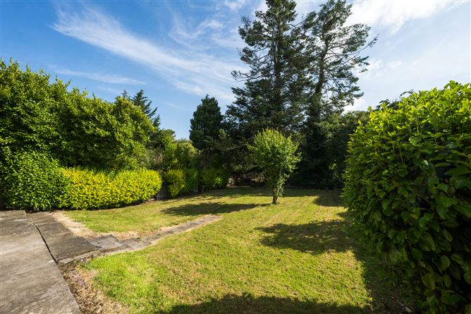 11 Rathcoole Park, Rathcoole, Co. Dublin