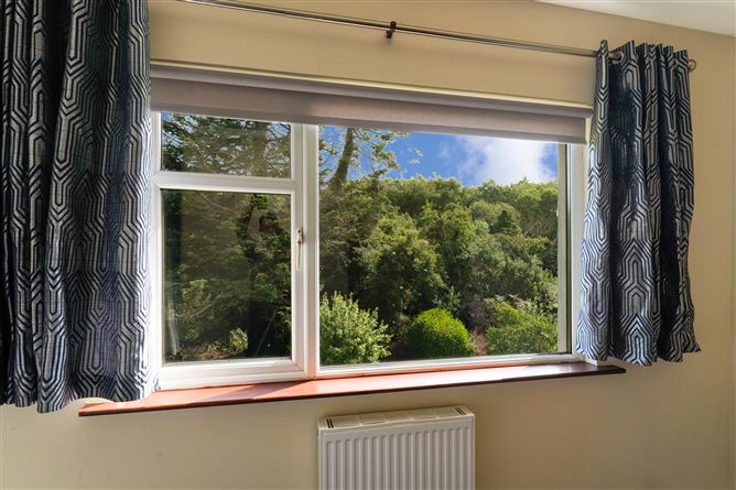 11 Rathcoole Park, Rathcoole, Co. Dublin