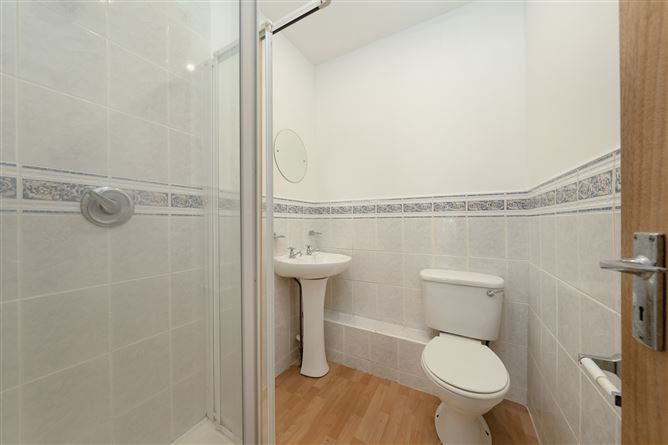 11 Rathcoole Park, Rathcoole, Co. Dublin