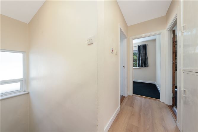 11 Rathcoole Park, Rathcoole, Co. Dublin
