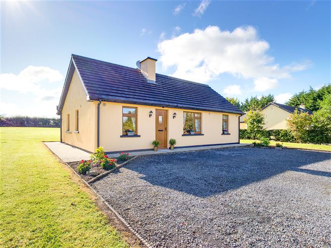 Honeysuckle Cottage, Ballinahinch, Golden, Co. Tipperary
