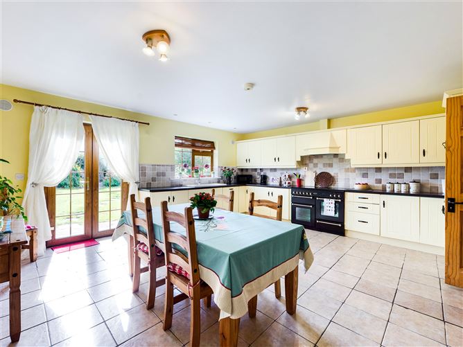 Honeysuckle Cottage, Ballinahinch, Golden, Co. Tipperary