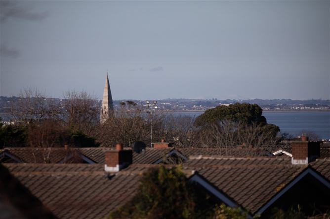 51 Arnold Grove, Glenageary, Co. Dublin