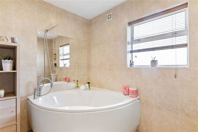 51 Arnold Grove, Glenageary, Co. Dublin