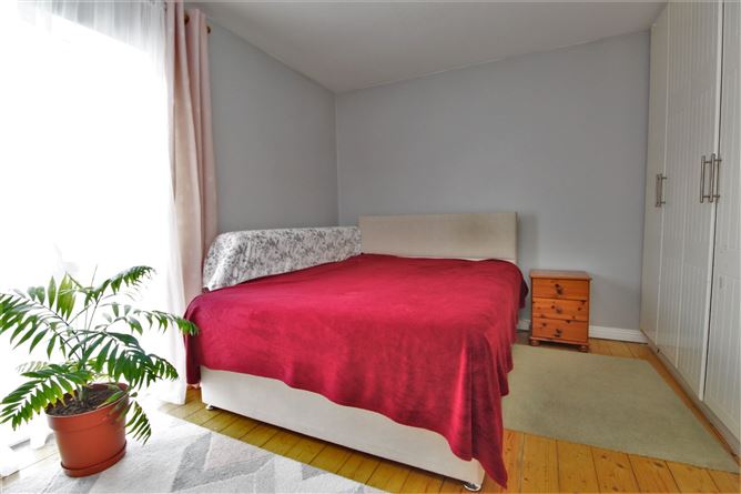 9 Curragh Hall Avenue, Tyrrelstown, Dublin 15