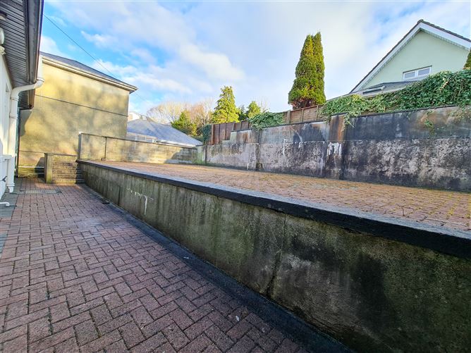 Davitt's Terrace, Castlebar, Mayo