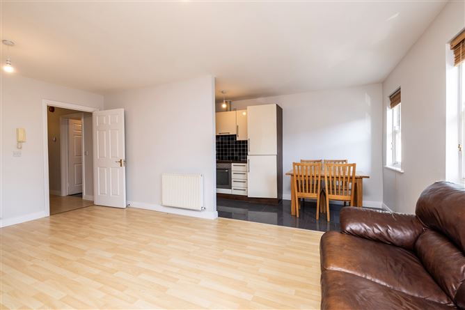 4 Woodland Court, Lower Main Street, Rush, Co. Dublin