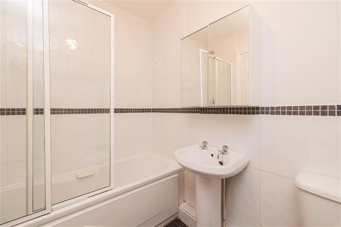 4 Woodland Court, Lower Main Street, Rush, Co. Dublin