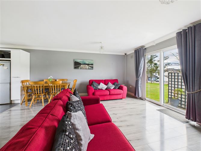 16 Pebble Drive, Pebble Beach, Tramore, Co. Waterford