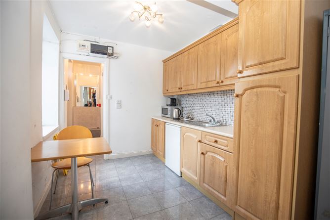 6 St Jamess Terrace , Malahide, Dublin