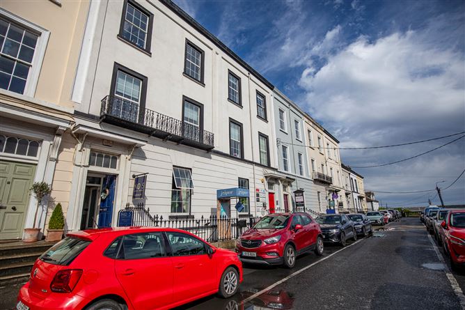 6 St Jamess Terrace , Malahide, Dublin