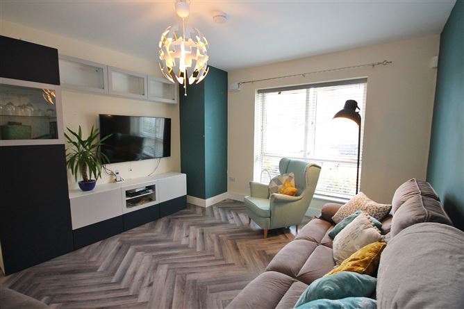 23 Shackleton Crescent, Lucan, Co. Dublin