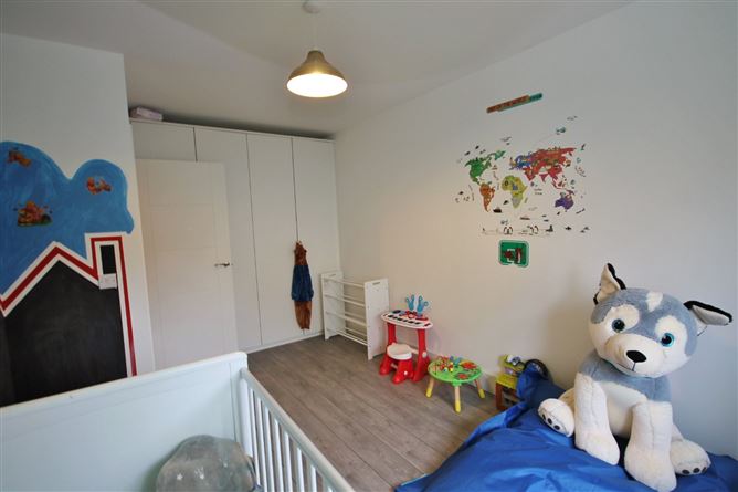 23 Shackleton Crescent, Lucan, Co. Dublin