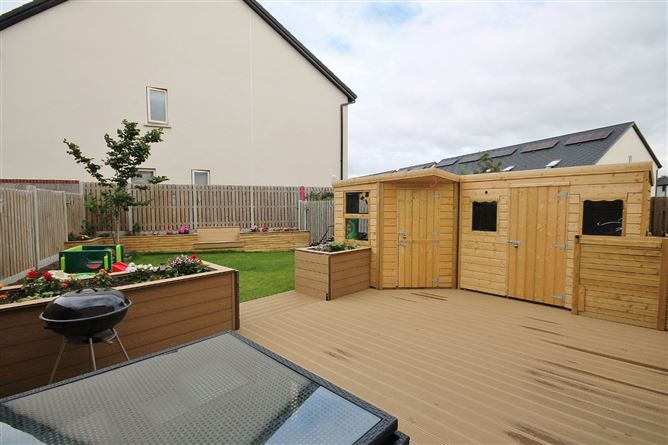 23 Shackleton Crescent, Lucan, Co. Dublin