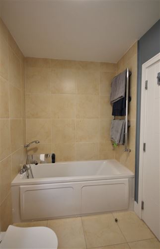 23 Shackleton Crescent, Lucan, Co. Dublin