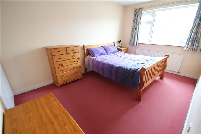 16 Ashgrove Lawn, Carrigaline, Cork