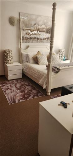 Private, Spantou St, Roodekrans, Gauteng