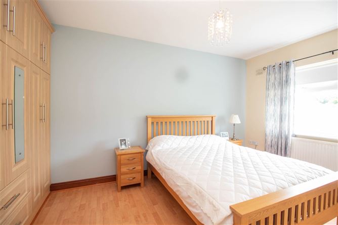 Oldcastle Road, Ballyjamesduff, County Cavan