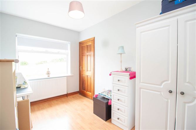 Oldcastle Road, Ballyjamesduff, County Cavan