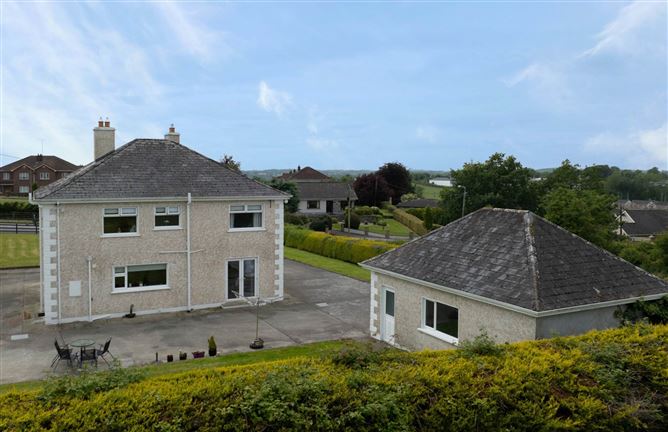 Oldcastle Road, Ballyjamesduff, County Cavan