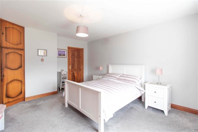 Oldcastle Road, Ballyjamesduff, County Cavan