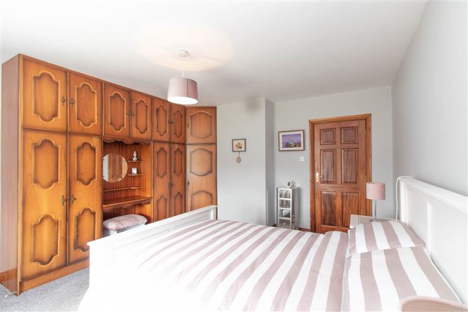 Oldcastle Road, Ballyjamesduff, County Cavan