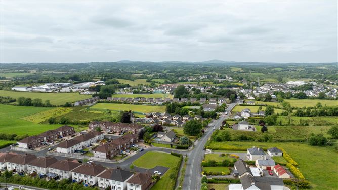 Oldcastle Road, Ballyjamesduff, County Cavan