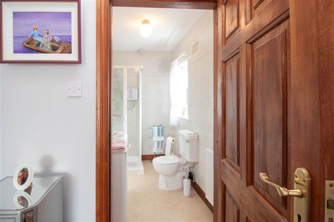 Oldcastle Road, Ballyjamesduff, County Cavan