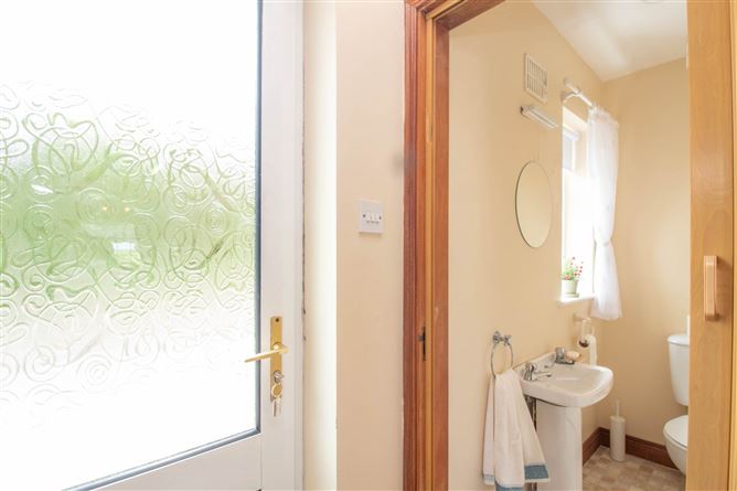 Oldcastle Road, Ballyjamesduff, County Cavan