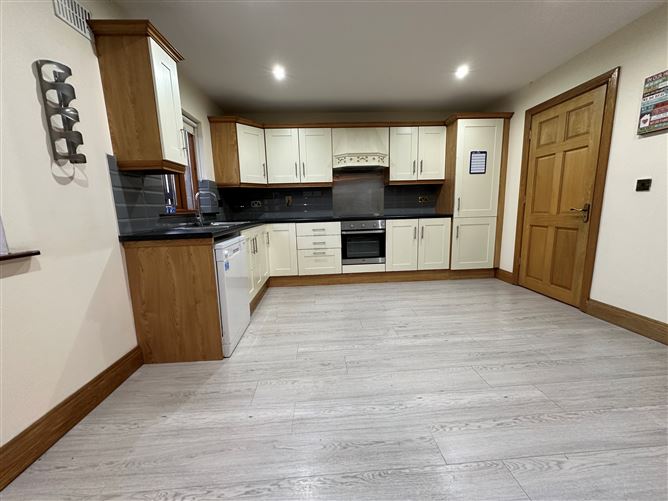 44 Silver Birches Stonepark Longford, Longford, Longford