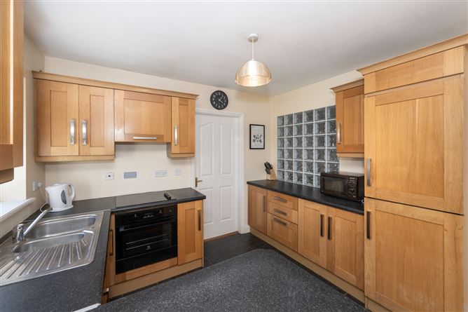 14 Cois Cille, Cloughduv, Cork