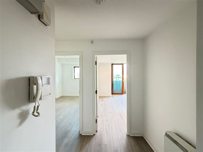 The Crescent, Park West Pointe, Yeats Way, Park West Business Park, Dublin 12