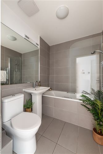 Photo 7 of 11 — Apt 23 Botanic Hall, Addison Park, Glasnevin, Dublin 11