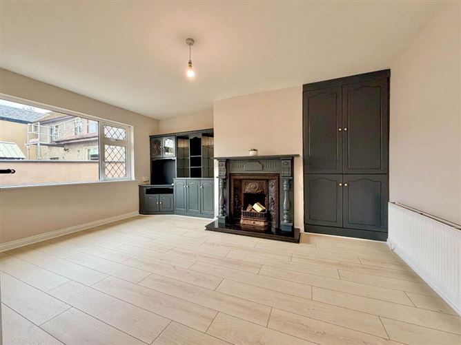 12 Dernish Avenue, Foynes, Limerick