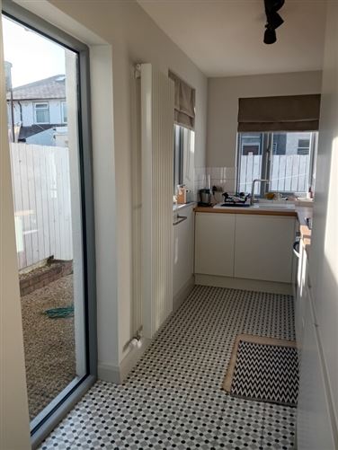 Modern Terrace in Dublin *FEMALES O, Dublin 8, Dublin