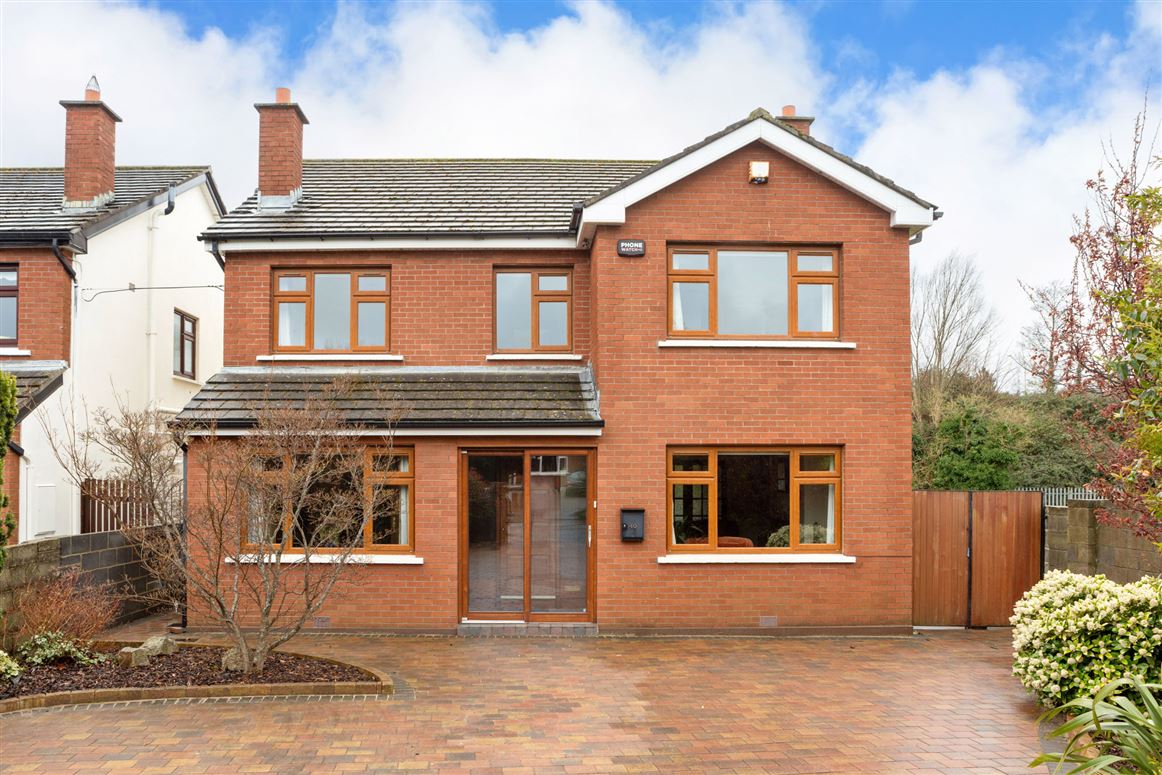 40 Oakdale Drive, Off Johnstown Road, Cabinteely, Co. Dublin Sherry