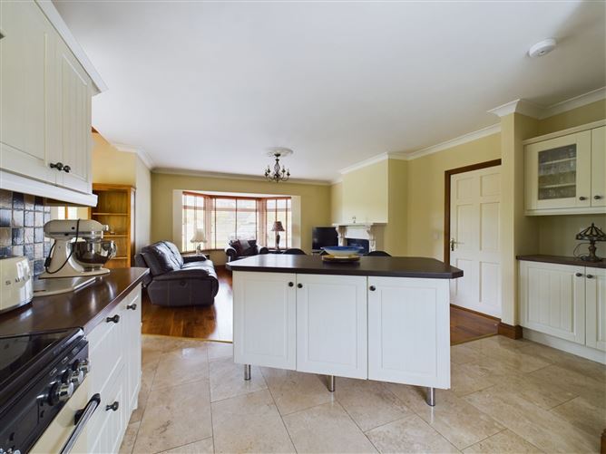 3 Lakeside, Old Crobally Road, Tramore, Co. Waterford
