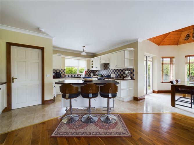 3 Lakeside, Old Crobally Road, Tramore, Co. Waterford