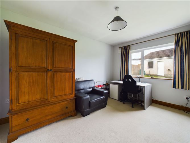 3 Lakeside, Old Crobally Road, Tramore, Co. Waterford