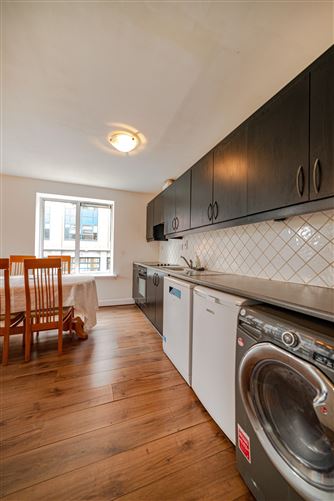 Apartment 10 College Gate, Townsend Street Dublin City Centre,, Dublin 2, Dublin