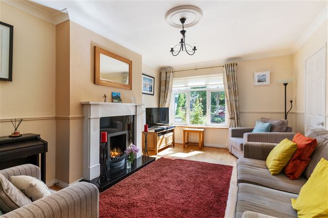 12 College Park Close, Dundrum, Dublin 16