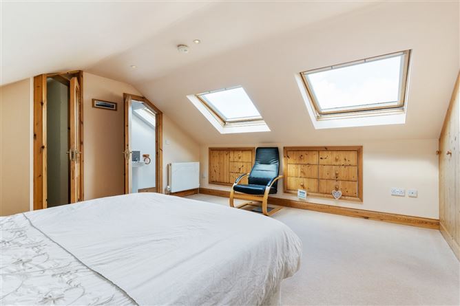 12 College Park Close, Dundrum, Dublin 16