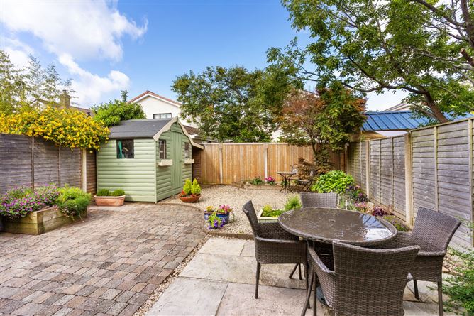 12 College Park Close, Dundrum, Dublin 16