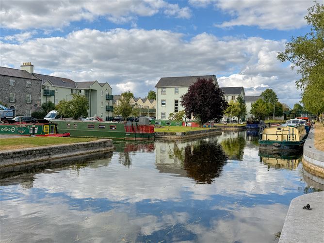 Photo 31 of 39 — The Chestnuts, Drogheda Street, Monasterevin, Co. Kildare