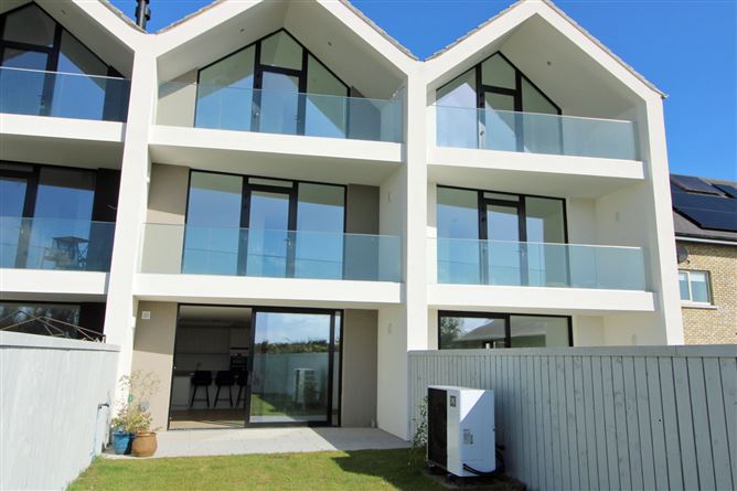 2 Hamilton Heights, Blackrock, Louth