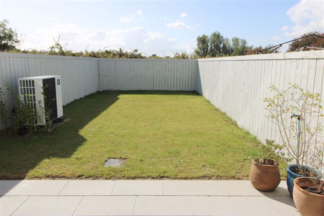 2 Hamilton Heights, Blackrock, Louth