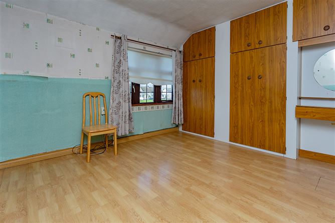 215 Cashel Road, Crumlin, Dublin 12