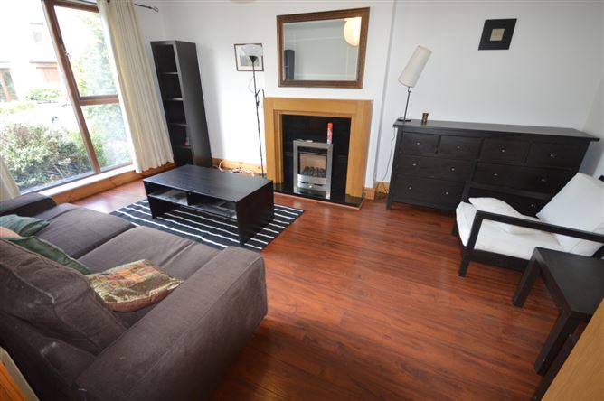 12 Castlegate Drive, Lucan, Dublin