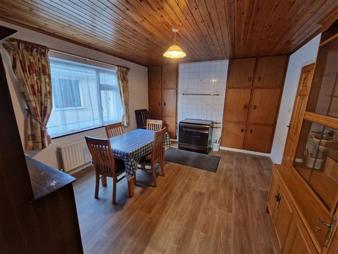 2 Shallee Drive, Ennis, Co. Clare